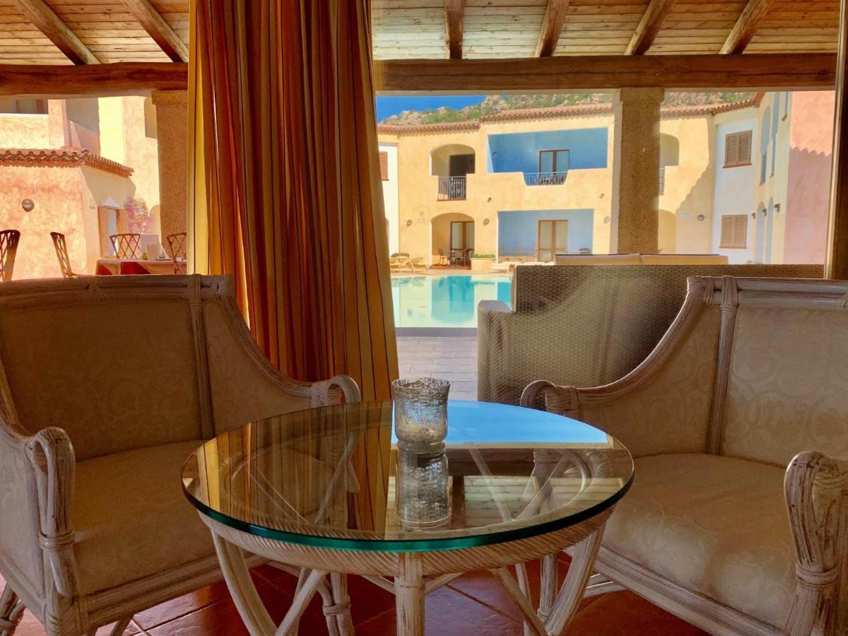 Hotel Monti Di Mola بورتو كيرفو المظهر الخارجي الصورة