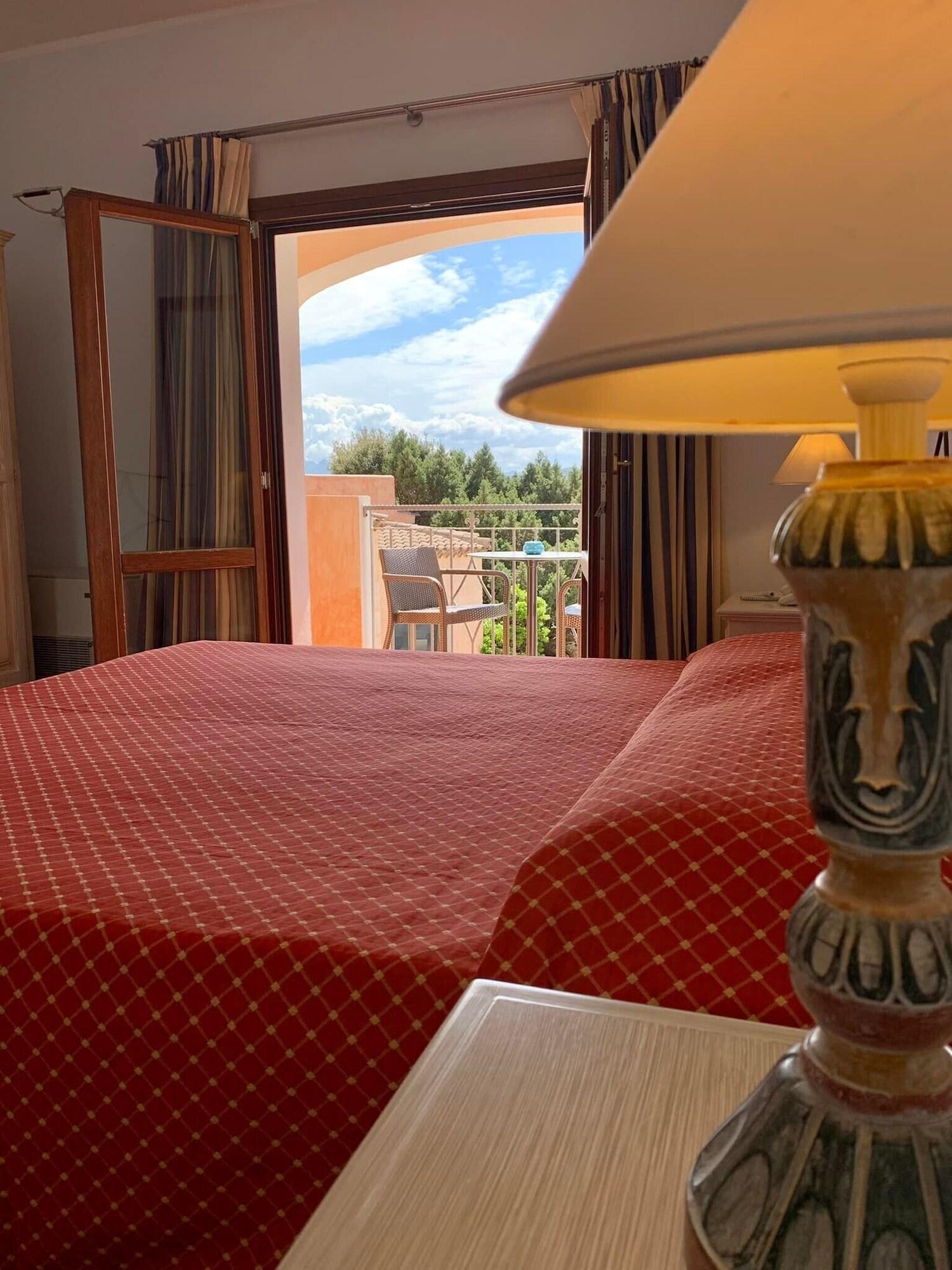 Hotel Monti Di Mola بورتو كيرفو المظهر الخارجي الصورة